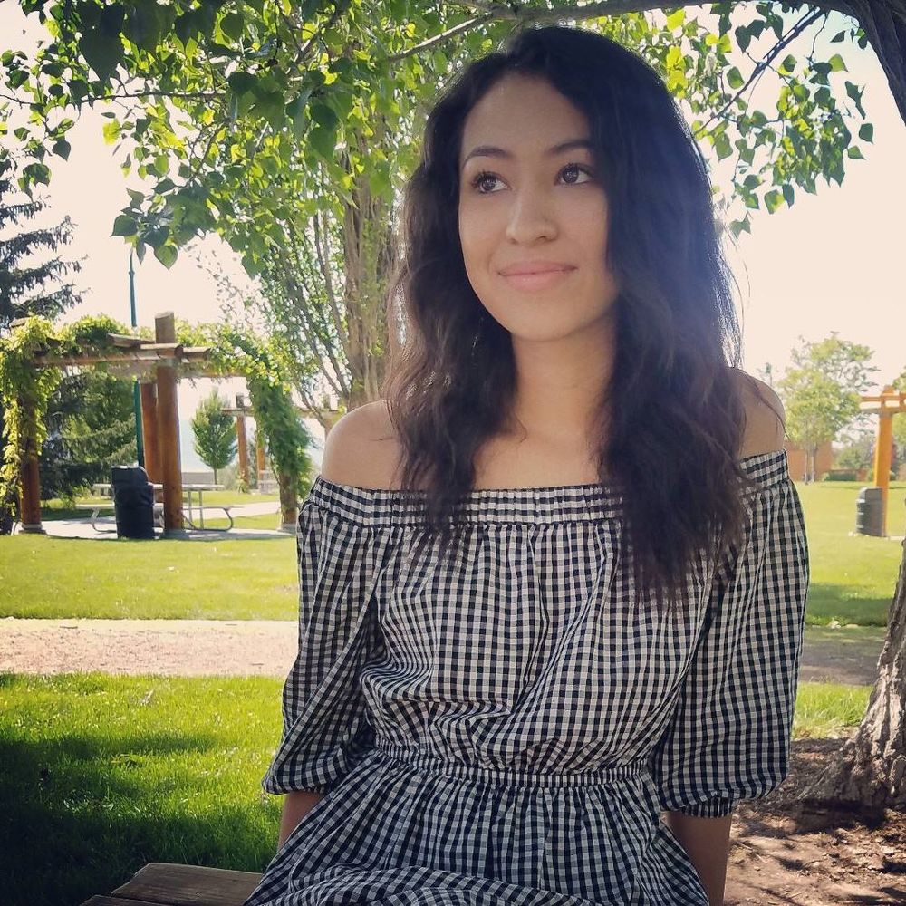 Meet your Posher, Daniela